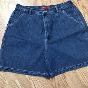Gloria Vanderbilt Indigo Jean Shorts
